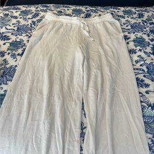 Colsie Cream Lounge Pants with Blue Accents